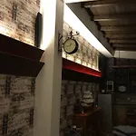Nina & Lounge Bar 3*