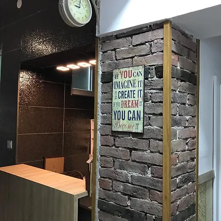 Nina & Lounge Bar