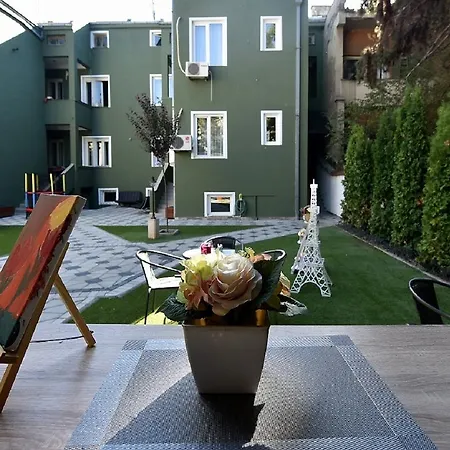 Nina & Lounge Bar Ξενοδοχείο