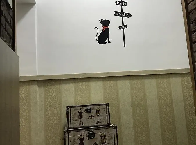 Hotel Nina & Lounge Bar