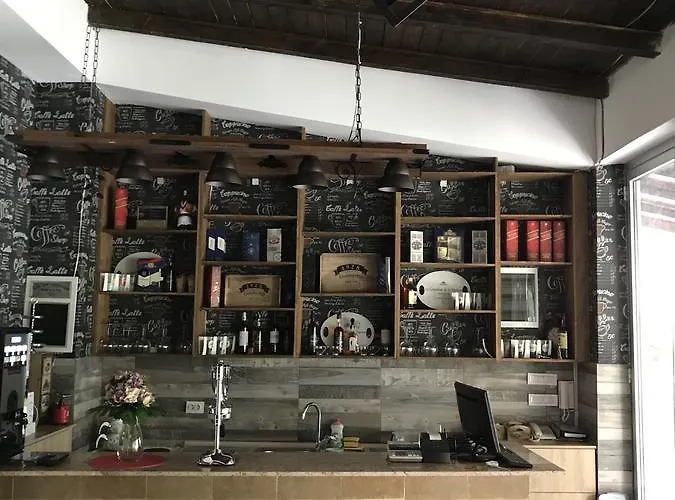 Nina & Lounge Bar 3* سكوبجي