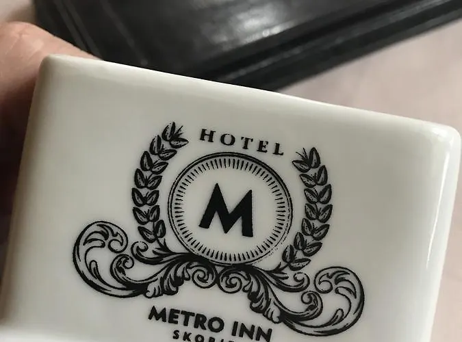 Nina & Lounge Bar فندق