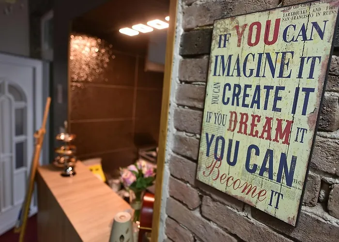 Nina & Lounge Bar Skopje