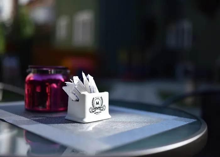 Nina & Lounge Bar 3* Skopje